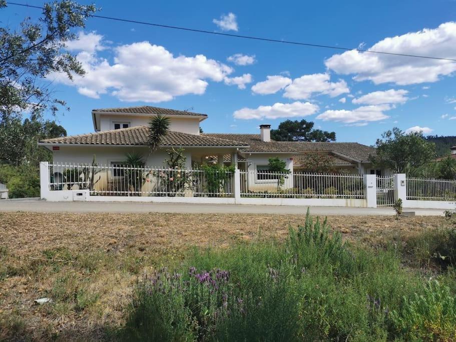 Cantinho Da Alice Family Villa Serta Exterior photo